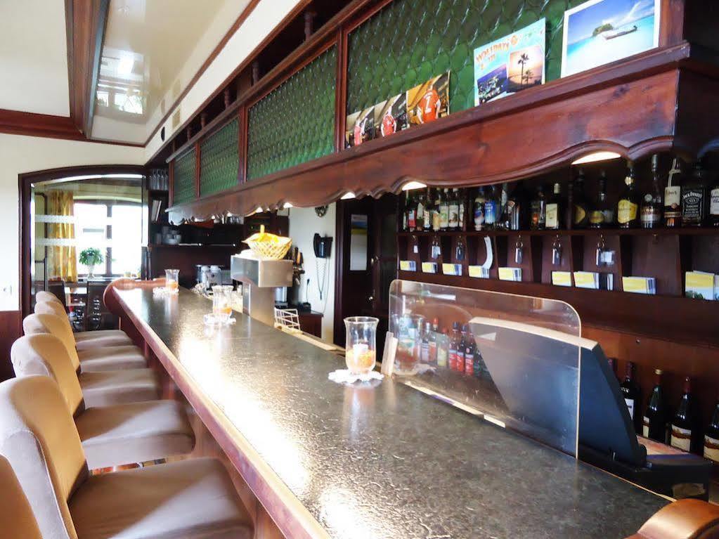 Hotel Koenigsaecker フリードリヒスハーフェン エクステリア 写真